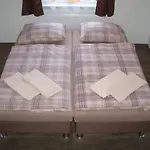 Krasno بيت ضيافة خب