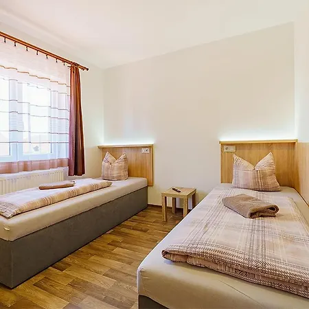 Krasno Πανσιόν 3*
