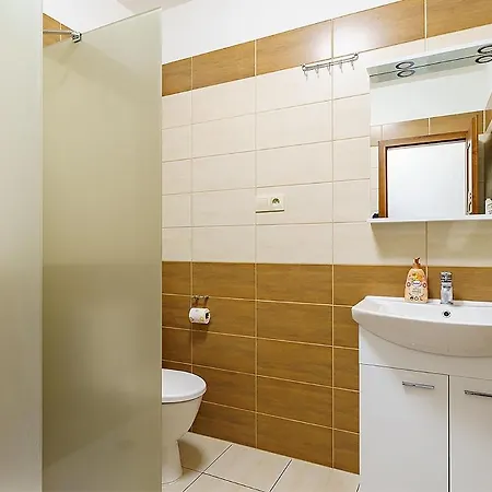 Krasno Konukevi Cheb